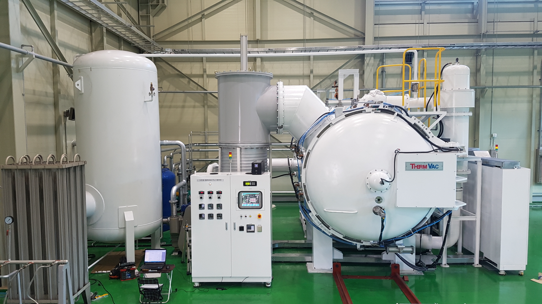 표면모재경도강화시스템(High Vacuum Furnace System for Surface )